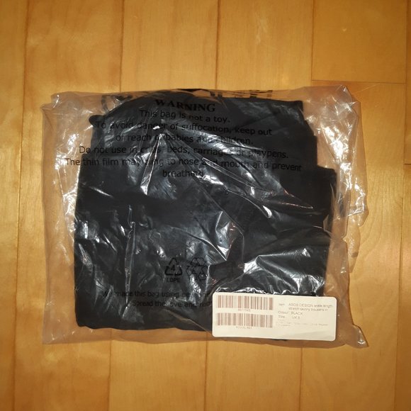 ASOS DESIGN ankle length stretch skinny pants in black - Picture 3 of 3